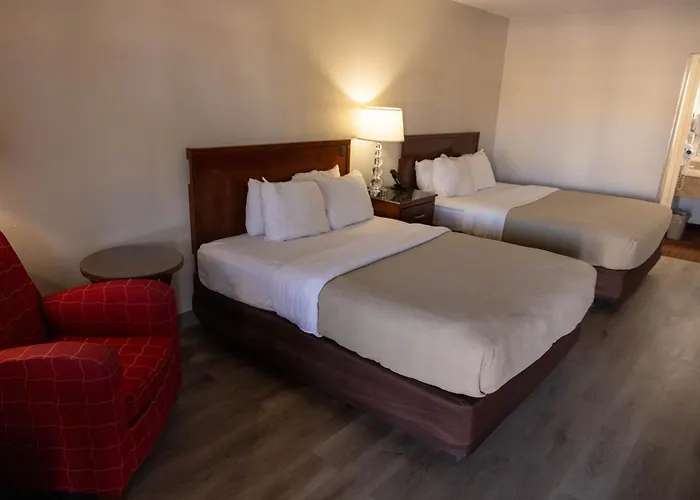Hotel Quality & Havasu 3*