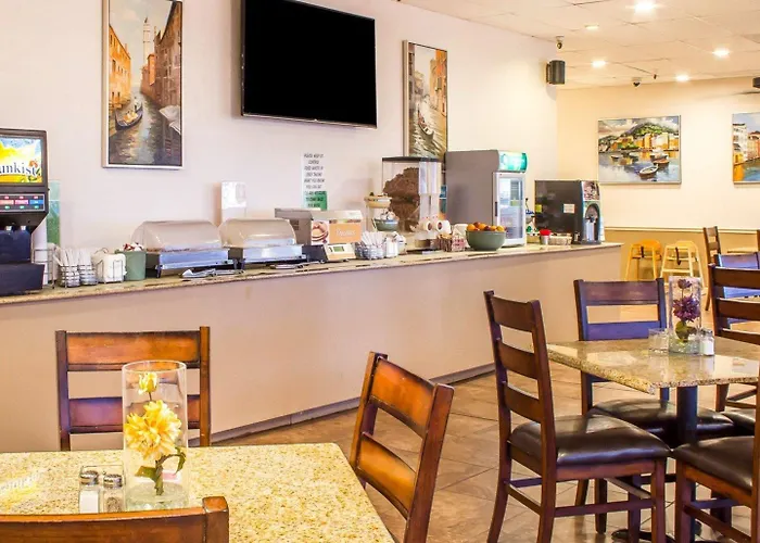Quality & Havasu Hotel 3*