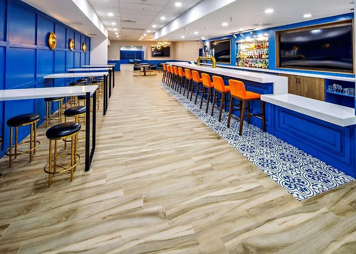 Quality & Havasu Hotel