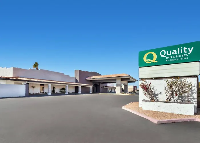 Quality & Havasu Hotel 3*